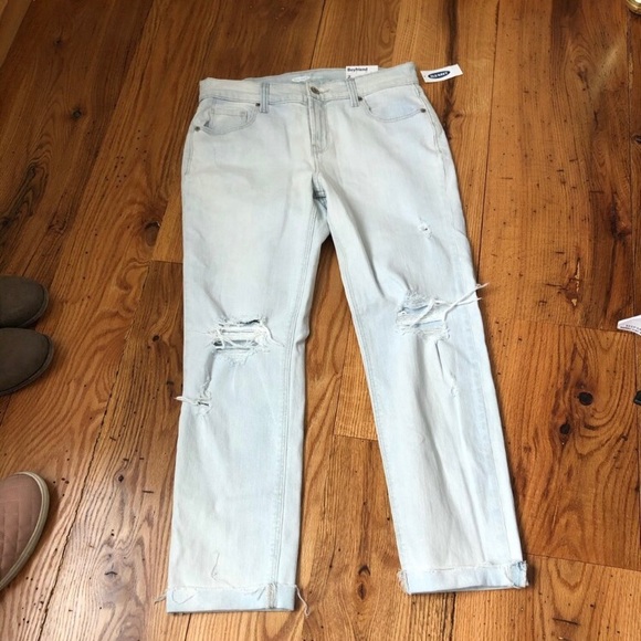 NWT Old Navy Distressed Boyfriend Jeans - Picture 2 of 3